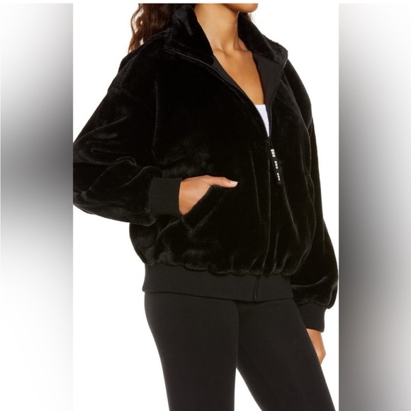 Ugg fur Jacket - Picture 1 of 7